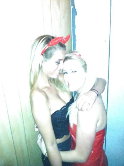 25P You've got to love halloween