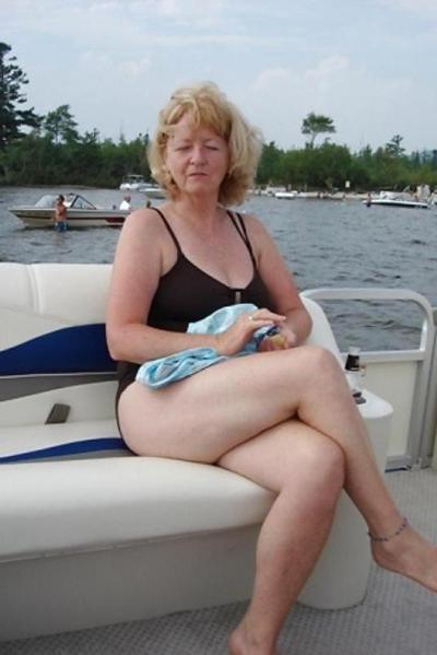 5P Married white milf