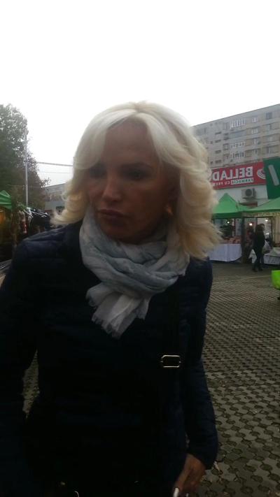 5P Spy sexy blonde face romanian