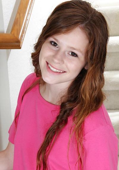 25P Cute Teen Alice Rae