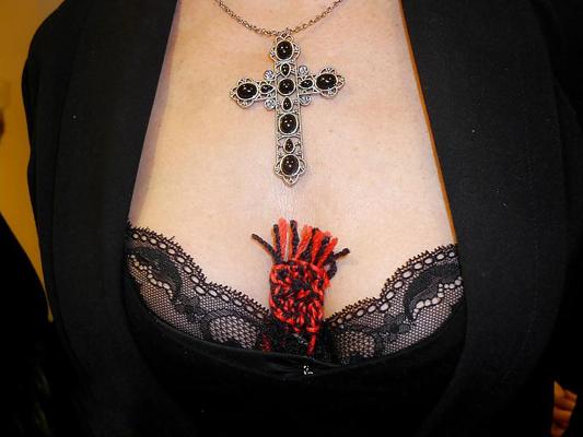 25P Sexy party granny 02