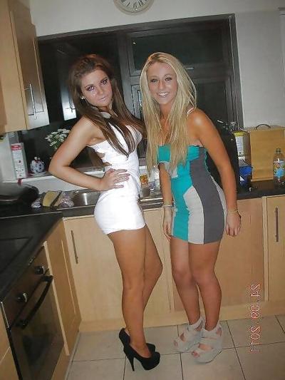 25P Amateur Chav Sluts Teens Bimbos Blondes Brunettes Milfs