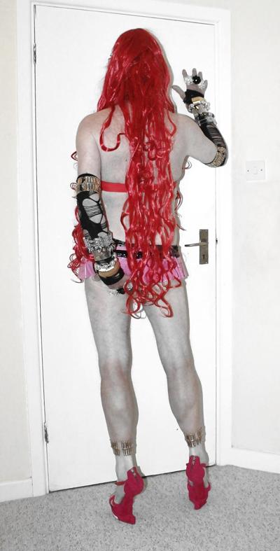 10P Red haired tranny slut