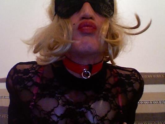 7P Masked Sissy