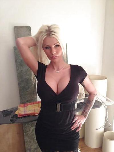 6P Amateur Aux Gros Seins 59