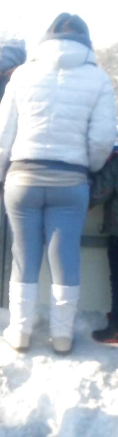 20P Spy sexy ass sweatpants mature romanian