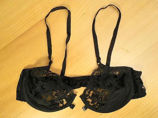 25P Bras from a friend
