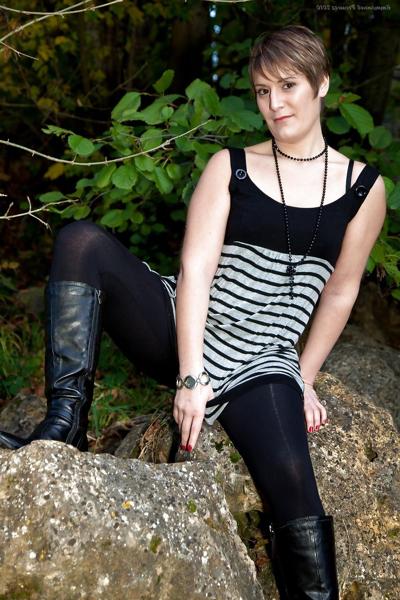 12P British Milf in Boots