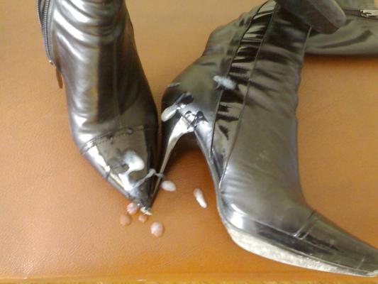 5P Cum on sexy boots on heels