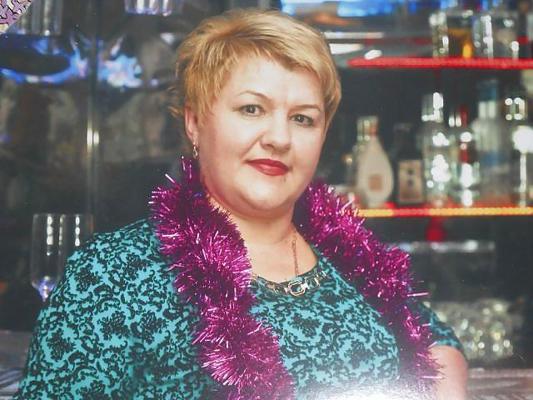 13P Hot busty russian milf