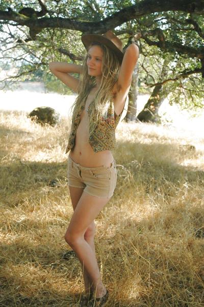 25P Gorgeous + Feminine + Natural Armpits