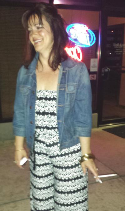11P Sexy Cougar Smoking VS 120s