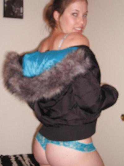 25P Shy amateur gf strips athletic tall toned