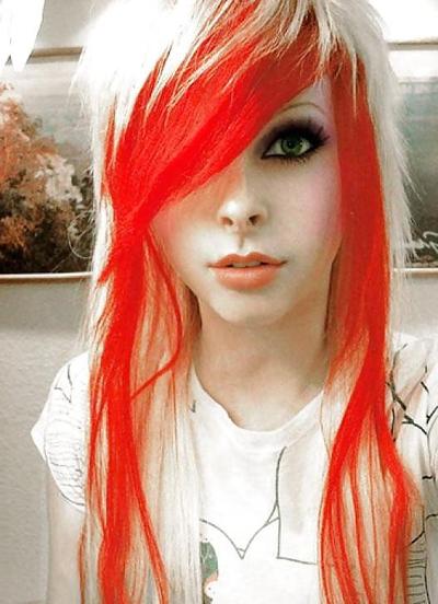 25P Moshe Loves Emo Girls With Beautiful Eyes