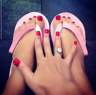 9P Cul sexy Amber Rose et ses pieds sexy