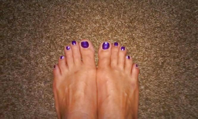 11P Lisa Love crossdresser feet