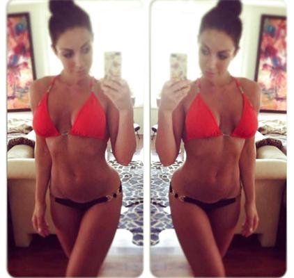 25P BEURETTE UND BIKINI