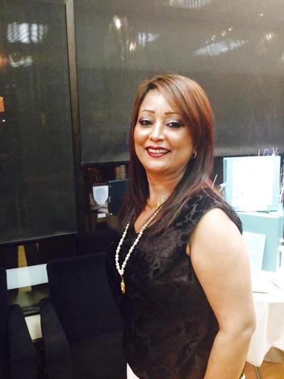 11P La mamá nepalí más sexy de 2014 - MRS MAHAT