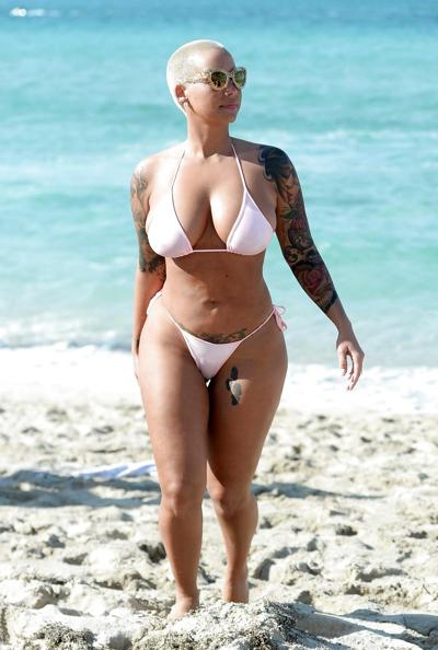 25P Amber Rose Beach 2015 january