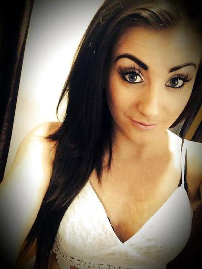 23P Kelly, britischer Teenager