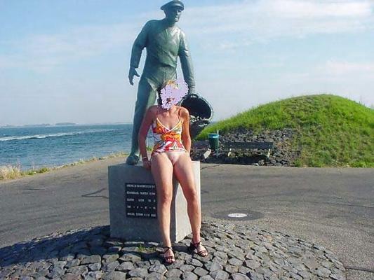 9P A view mothers nip nude in public