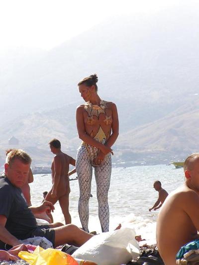 25P I am a beach tease