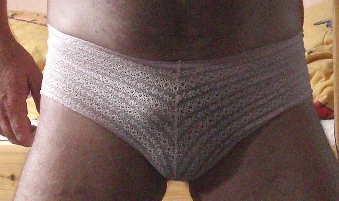 8P New Gallery - me in pants