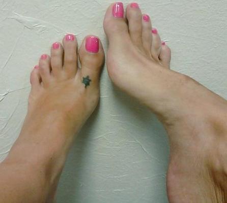 25P Foot fetish