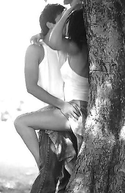 25P Erotic Sensual Kisses in Black&White - Session 2