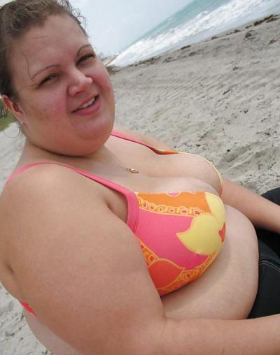 11P Mom and daughter's friend at beach