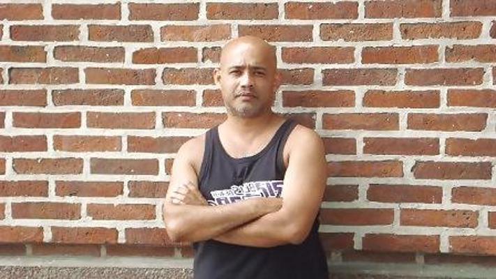 7P Busco sexo con maduros y osos