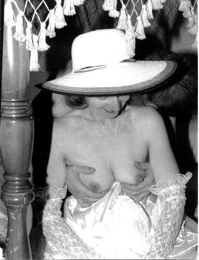 9P Erotic Eileen