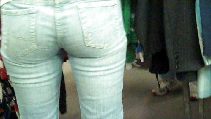 12P Nice ass and butt hiding behind jeans 