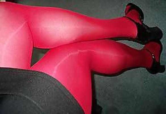 23P Red pantyhose, tights and stockings