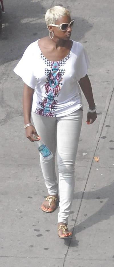 4P Harlem Girls in the Heat 160 New York Nipples and Stuff