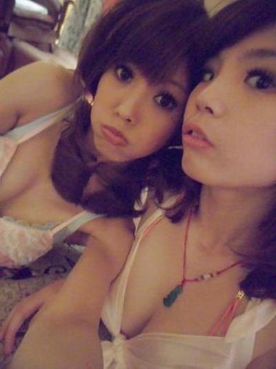 20P Mindy and Xue Ying are lonely and needs some dick