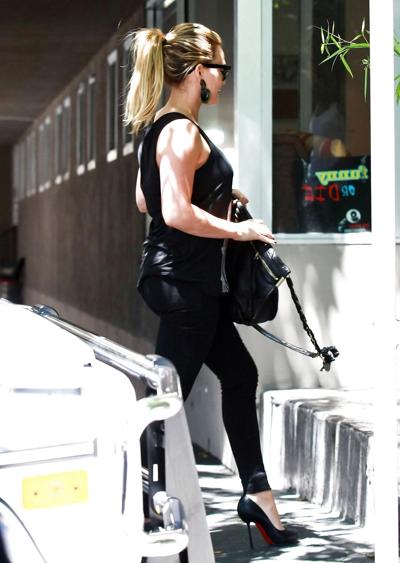 9P Hilary Duff le 19 juillet aux studios Funny or die