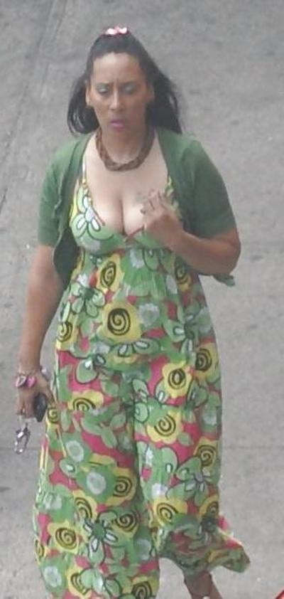 10P Harlem Girls in the Heat 208 new York - Aztec Boobs?