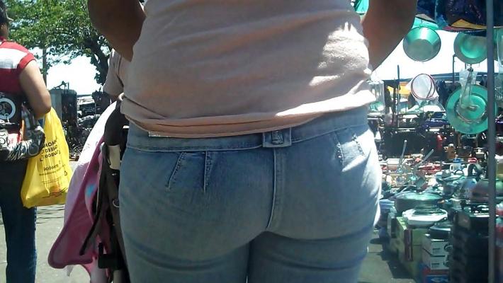 25P Her ass is lovely butt nice in jeans 