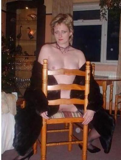 25P UK Amateur Wife Claire 