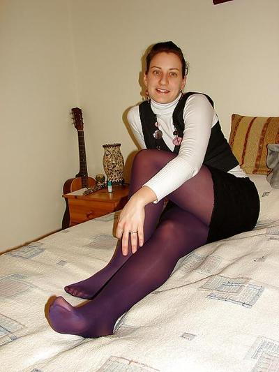 20P Purple nylons, stockings, tights & pantyhose