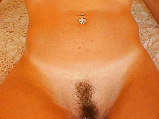 17P Pussy close up
