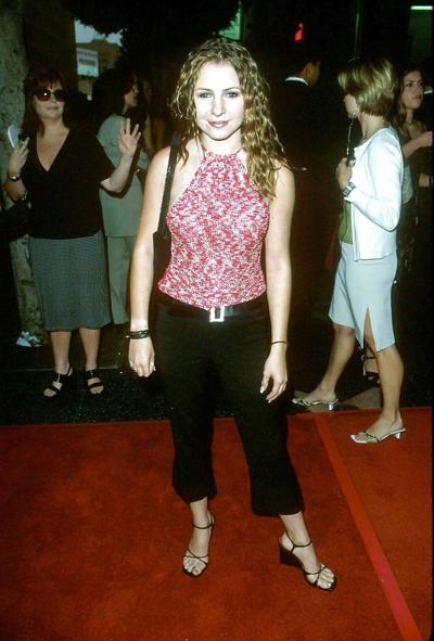 25P Photos de pieds de Beverley Mitchell