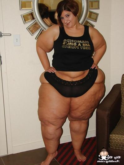 11P AndrewBBWLoverによってアップロードされたセクシーな白いbbw