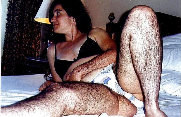 14P Women with hairy legs