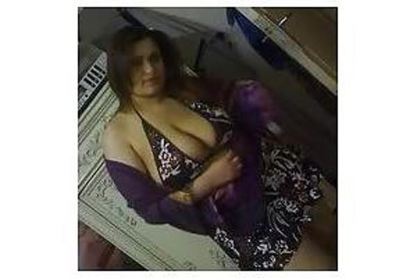 17P Amateur bitch algeria