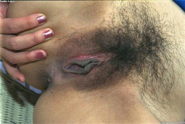 16P Amateur Asian solo girl Ivy pulling down panties to expose hairy snatch