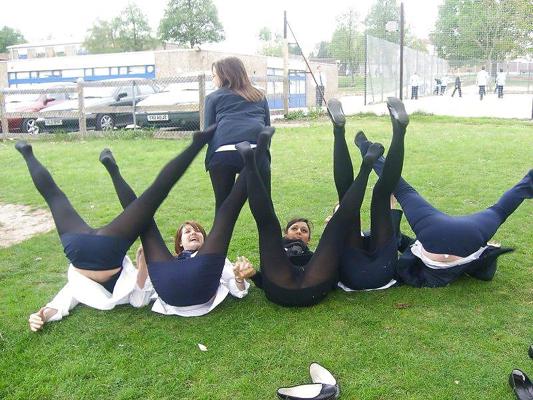 6P Teenager in Strumpfhosen