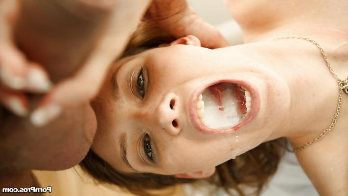 16P Slender brunette Sophia Wilde is giving an awesome deepthroat