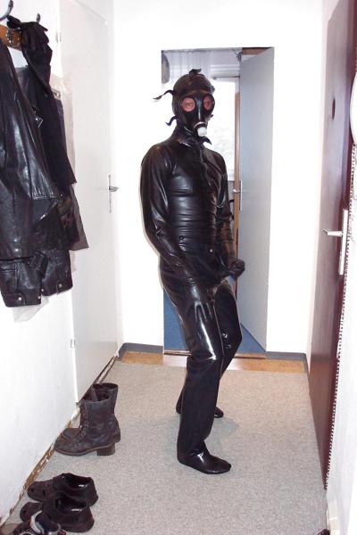 12P Latex Fetisch